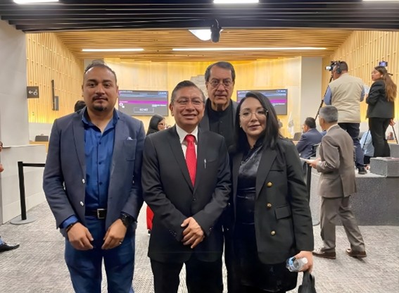 Diputado José Luis Figueroa con representantes